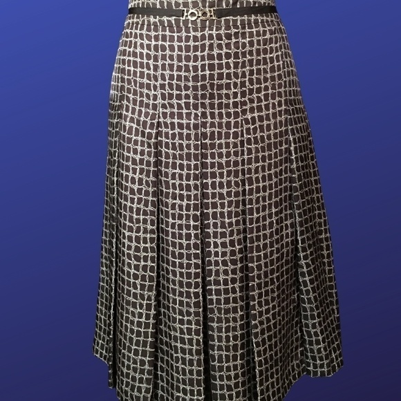 ANN TAYLOR 100% SILK SKIRT, Pleated, Brown Geometric Print, “Mock” Belt, Size 10 - Picture 1 of 9